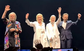 Albumul Waterloo al grupului ABBA va fi relansat întro ediţie specială