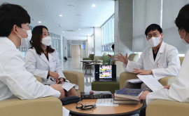 В Южной Корее тысячи врачей уволились за один день