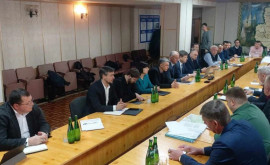 Comisia mixtă a Moldovei și Ucrainei a discutat despre construcția podului rutier de la CosăuțiYampil 