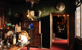 В одном из музеев Италии украдены золотые статуэтки и драгоценности