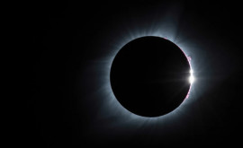 Ce fotografie superbă a reușit să facă un fotograf în timpul eclipsei