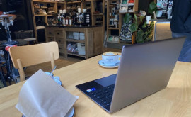 Будьте осторожны заходя с ноутбуком в европейские кафе