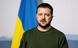 Zelenski plănuiește să obțină sprijin înaintea summitului unde va merge liderul ucrainean
