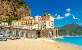 Alertă pe plajele din sudul Italiei