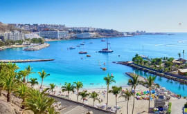 Один из испанских курортов вводит новые правила для туристов