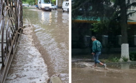 Проливные дожди превратили Сороки в Венецию