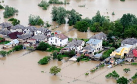 В Германии где продолжаются наводнения погиб спасатель