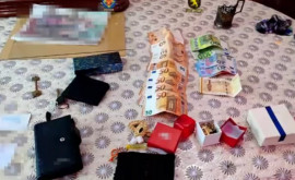 Reținerea a doi bărbați din raionul Nisporeni după ce ar fi estorcat mii de euro de la un tată și un fiu 