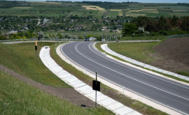 В Молдове завершен ремонт еще одного участка дороги 