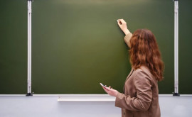 Absolvenții facultăților de pedagogie vor primi o indemnizație unică Despre ce sumă este vorba