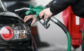 Цены на бензин в Молдове продолжат снижаться 