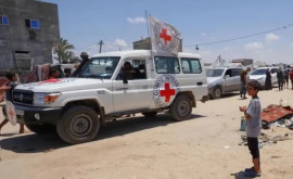 Fîșia Gaza Cel puțin 22 de persoane au fost ucise lîngă biroul Crucii Roșii