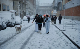 В одном из европейский городов прошёл мощный снегопад в разгар лета