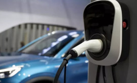 Китай надеется на прогресс в консультациях с ЕС по расследованию в отношении электромобилей