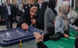 В Иране проходит второй тур внеочередных президентских выборов