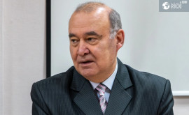 Victor Stepaniuc Orice încercare de a modifica textul Constituției Republicii Moldova în afara procedurilor constituționale constituie o uzurpare a puterii