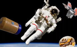 Oamenii de știință australieni au descoperit de ce mîncarea din spațiu are un gust searbăd