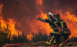 Autoritățile Franței au evacuat mii de turiști