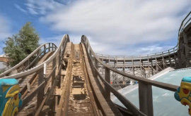 Momentul în care pista celui mai vechi rollercoaster din Marea Britanie se rupe în bucăți 