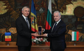 Ambasadorul Anatol Cebuc decorat cu cea mai înaltă distincție MAE Bulgaria