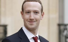 Mark Zuckerberg a purtat un ceas creat dintrun meteorit Vezi cum arată