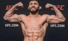 Молдавский боец Ион Куцелаба одержал победу на турнире UFC