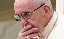 У Папы Римского обнаружили серьезные проблемы со здоровьем 