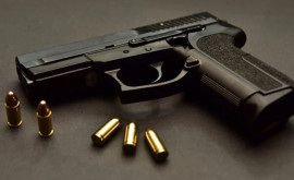 Demnitarii nu vor putea obține arme fără control medical și instruire Decizia MAI