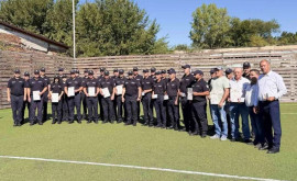 Mai mulți salvatori și pompieri sau ales cu distincții în ajunul Zilei Independenței