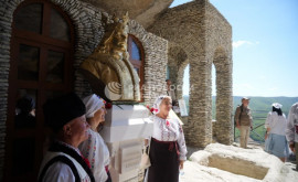 В Крыму установили памятник Штефану чел Маре