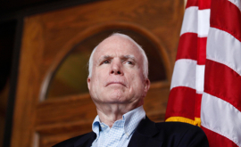 McCain ia transmis directorului FBI dosarul despre presupuse contacte între Trump şi Rusia