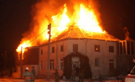 Пожар в Тирасполе лишил крова 6 человек ФОТО 