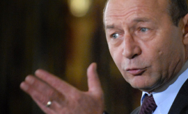 Traian Băsescu la acționat în judecată pe Igor Dodon