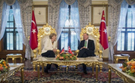 Меркель прибыла в Турцию