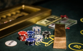 Un cazinou clandestin descoperit în incinta unei agenții funerare VIDEO