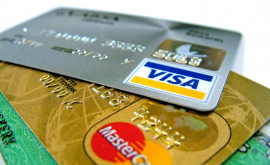 В Молдове выросло число банковских карточек