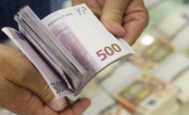 Un austriac a găsit în apartamentul său nou 270 de mii de euro 