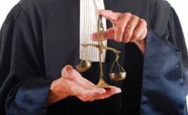 Одобрена поправка позволяющая адвокатам стажерам вести защиту в судах