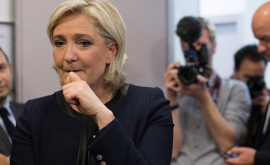 Garda de corp și șefa de cabinet ai lui Marine Le Pen reținuți pentru 48 de ore