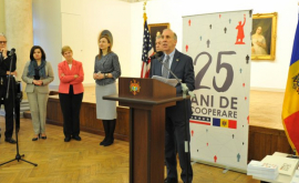 O expoziţie dedicată relaţiilor diplomatice moldoamericane a fost deschisă la Chişinău