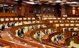 Парламент объявил вакантным один депутатский мандат