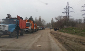 PROTEST la Bubuieci Mai mulţi localnici au blocat drumul