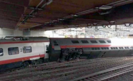 Пассажирский поезд сошел с рельсов в Швейцарии