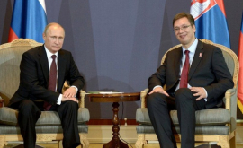 Путин поздравил Вучича с победой на выборах в Сербии