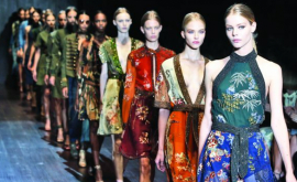 Gucci își va prezenta colecția de modă întro galerie din Florența