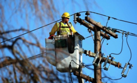 85 населенных пунктов до сих пор остаются без электричества