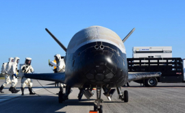 На Землю вернулся секретный космолет ВВС США