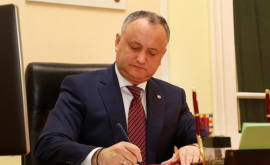 Додон Готов сегодня подписать указ об отставке министровлибералов