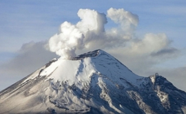 Извержение вулкана изменила программу нескольких авиакомпаний