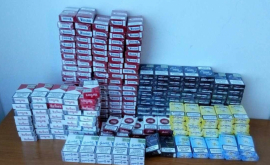 Captură impunătoare de țigări de contrabandă pe aeroportul din Chișinău